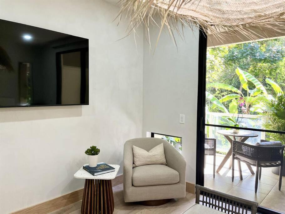 Tiki Tiki - Gorgeous Boho Beach Hideaway! Уэйлея Экстерьер фото